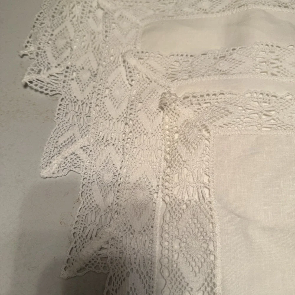 Vintage Embroidered 6 Placemats 17